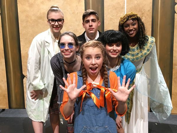 Lindsay Rosser ’19 Stars in Harriet’s Happiest Halloween